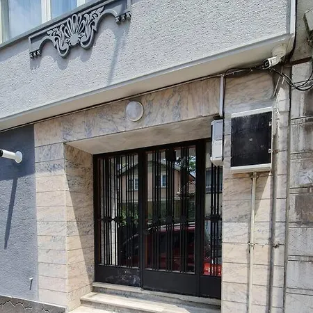 Cozy 2 Bedroom Near Green Mosque Yildirim Exterior photo