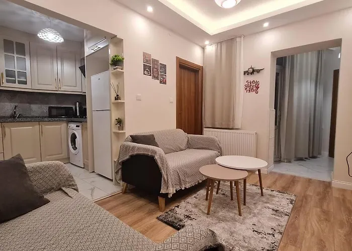 Cozy 2 Bedroom Near Green Mosque