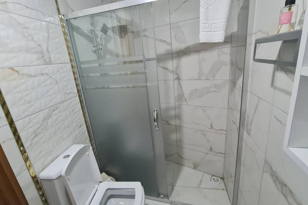Cozy 2 Bedroom Near Mosque *