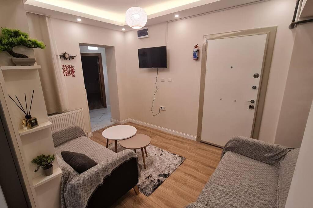 Cozy 2 Bedroom Near Mosque *